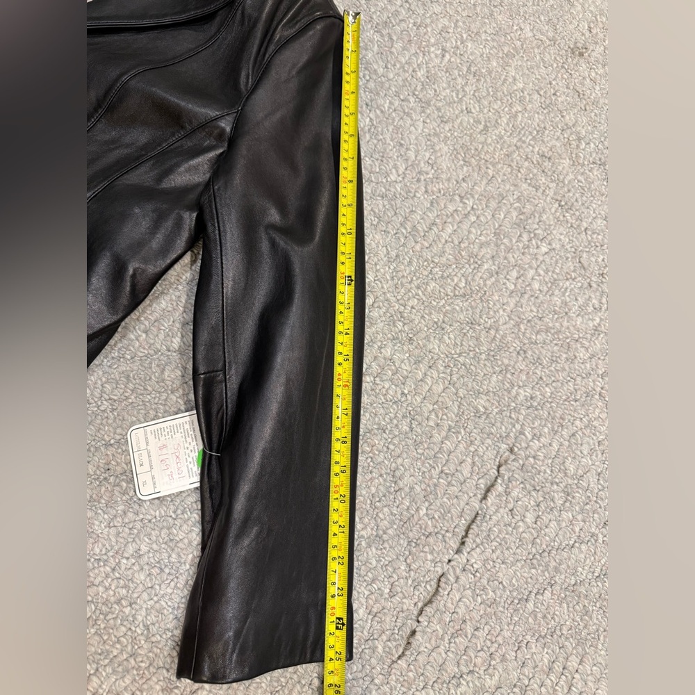 Women’s genuine lamb leather jacket - Picture 9 of 10